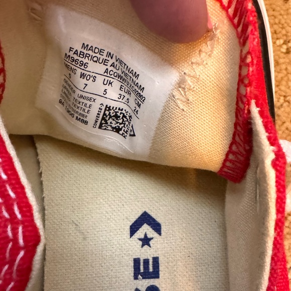 Red Converse Chucks - Picture 4 of 5